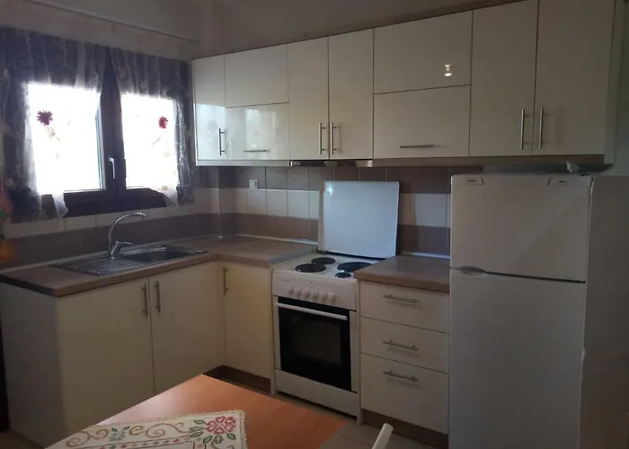 Вилла Maisonette In Paradisos 1